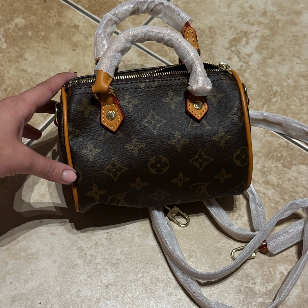 Elegant Brown Handbag